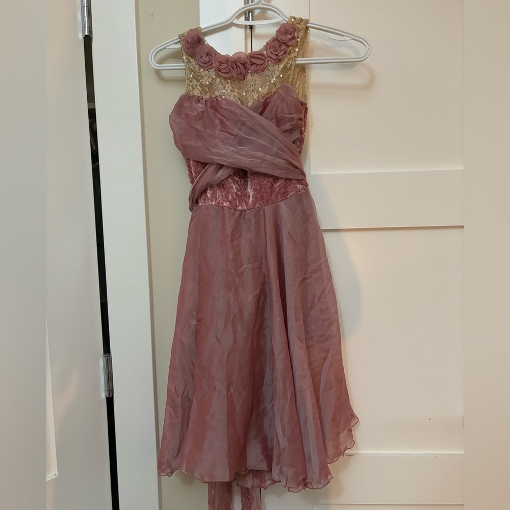 Dance costume